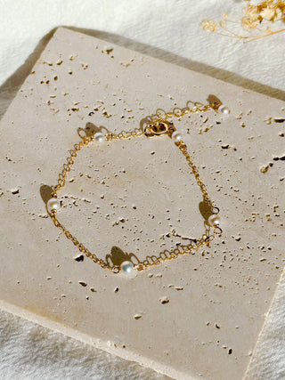 Hiromi Pearl Bracelet