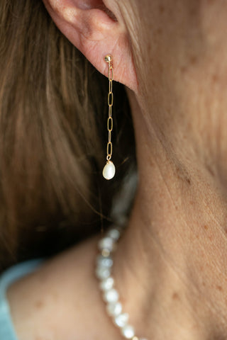 Elise Pearl Drop Earrings