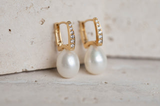 Emiyo Pearl Earrings