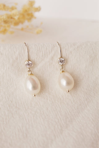 Coco Pearl Earrings