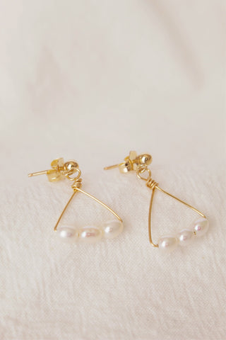Miyu Pearl Earrings