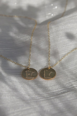 Disc State Shape Necklace