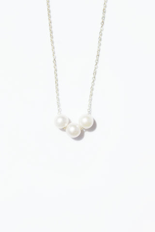 Hanako Pearl Necklace